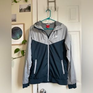 🌬️ Nike windbreaker zip-up jacket (S)